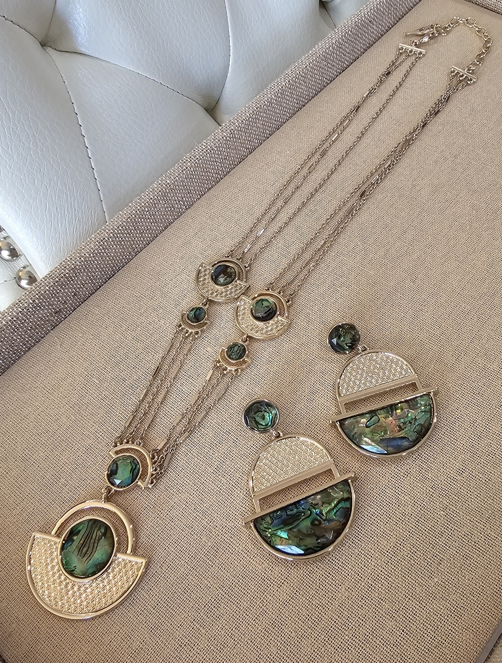 "Selva" Pendant Necklace & Statement Earrings SET